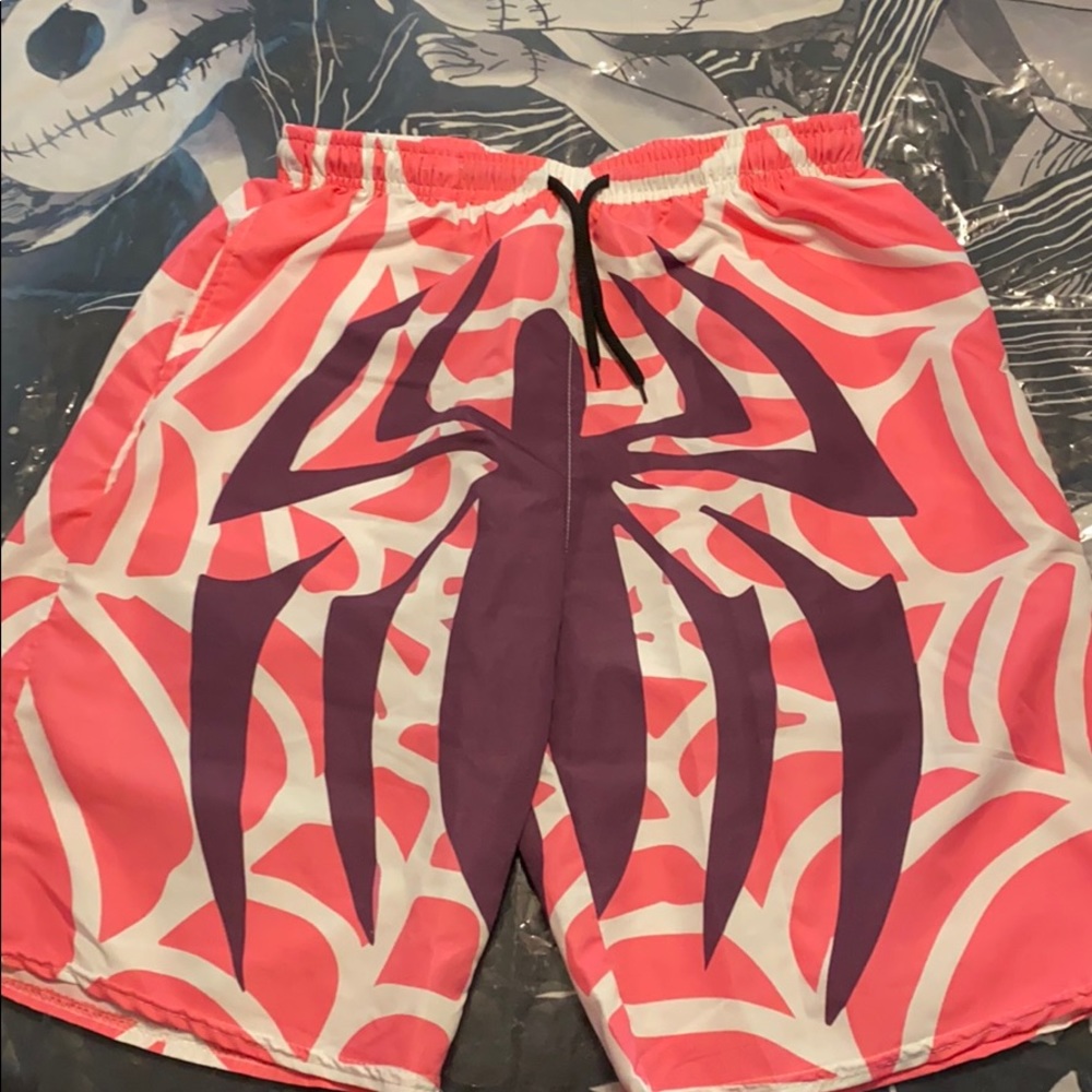 Men’s swim trunks